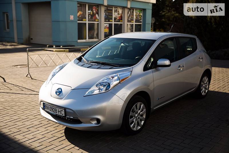 Хетчбек Nissan Leaf 2014 в Одесі