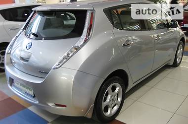 Хэтчбек Nissan Leaf 2013 в Одессе