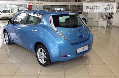 Хэтчбек Nissan Leaf 2013 в Ровно