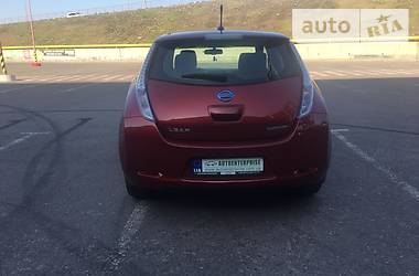 Хэтчбек Nissan Leaf 2013 в Киеве