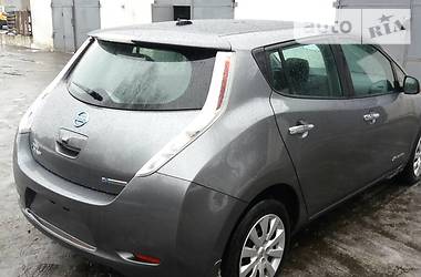 Хэтчбек Nissan Leaf 2015 в Полтаве