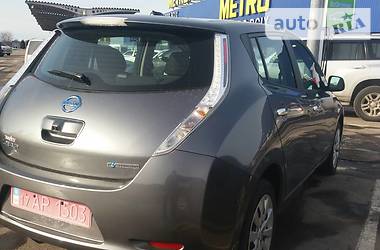 Хэтчбек Nissan Leaf 2015 в Полтаве