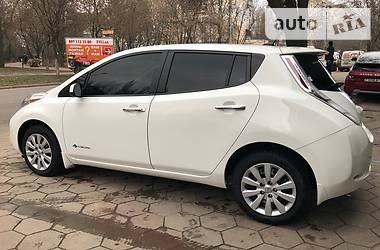 Универсал Nissan Leaf 2015 в Одессе