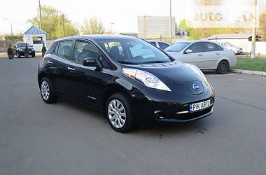 Хэтчбек Nissan Leaf 2016 в Киеве