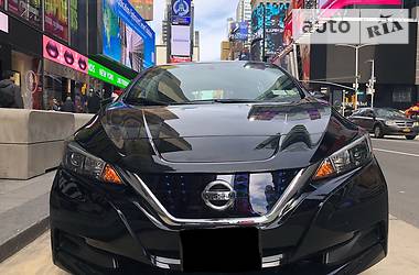 Хэтчбек Nissan Leaf 2018 в Киеве