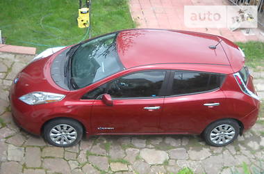 Хетчбек Nissan Leaf 2015 в Чорткові