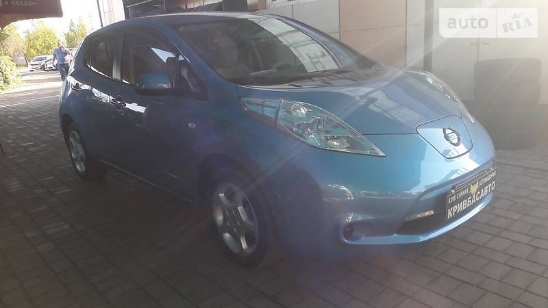 Хетчбек Nissan Leaf 2011 в Кривому Розі