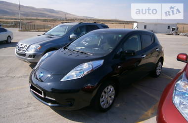 Хэтчбек Nissan Leaf 2013 в Днепре