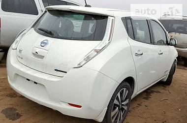 Хэтчбек Nissan Leaf 2016 в Киеве