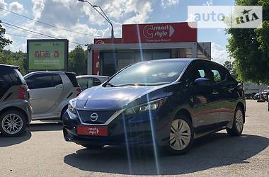 Універсал Nissan Leaf 2018 в Києві