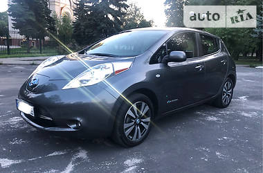 Хэтчбек Nissan Leaf 2014 в Покровске