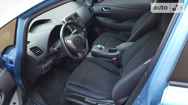 Хэтчбек Nissan Leaf 2013 в Одессе