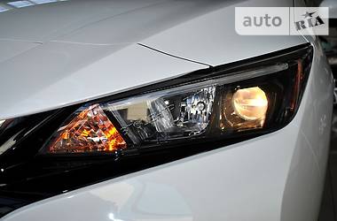Хетчбек Nissan Leaf 2018 в 