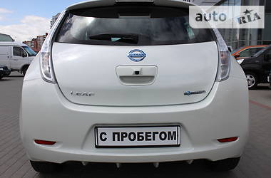 Хэтчбек Nissan Leaf 2016 в Чернигове