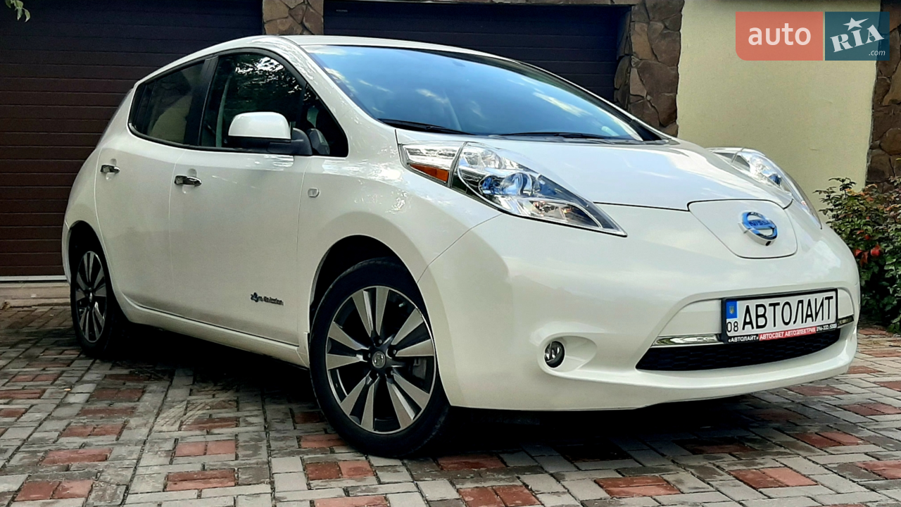 2014 Nissan Leaf - мініатюра 12