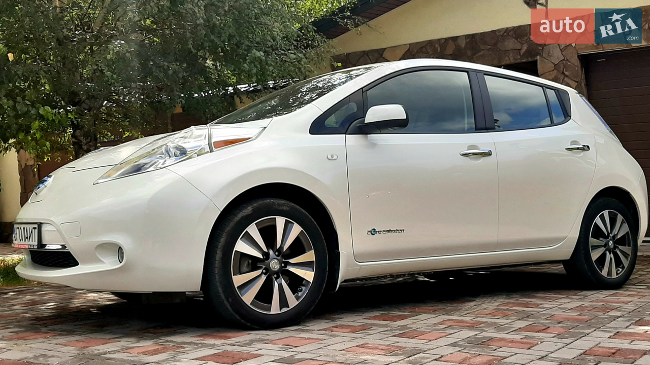 2014 Nissan Leaf - мініатюра 17