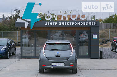 Хэтчбек Nissan Leaf 2016 в Харькове