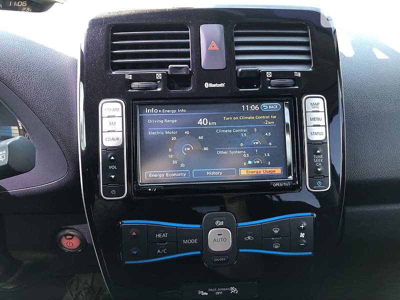 Хетчбек Nissan Leaf 2013 в Києві