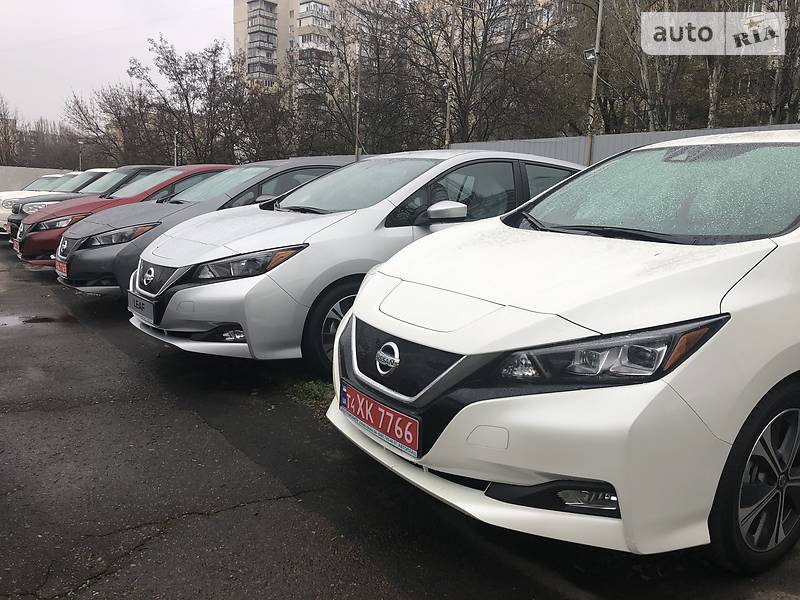 Хетчбек Nissan Leaf 2018 в Одесі