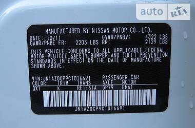 Хетчбек Nissan Leaf 2012 в 