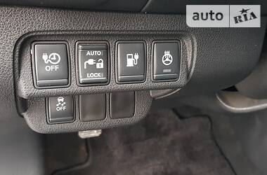 Хетчбек Nissan Leaf 2013 в 