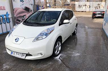 Хэтчбек Nissan Leaf 2012 в Черновцах