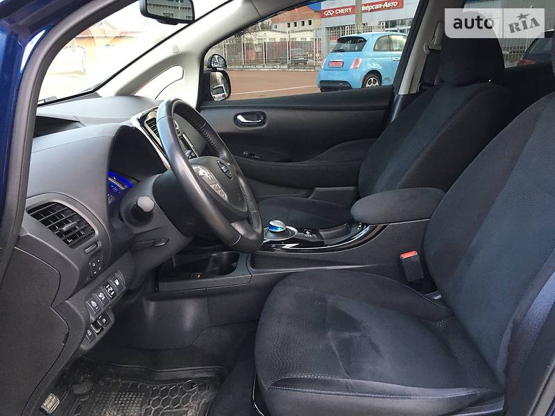 Хетчбек Nissan Leaf 2016 в Києві