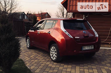 Хэтчбек Nissan Leaf 2014 в Тернополе