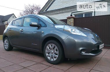 Універсал Nissan Leaf 2013 в 
