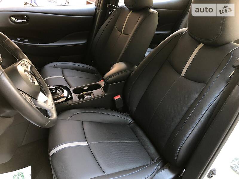 Хетчбек Nissan Leaf 2018 в Одесі