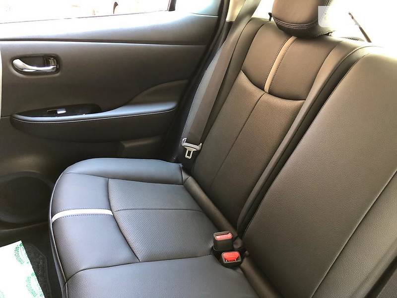 Хетчбек Nissan Leaf 2018 в Одесі