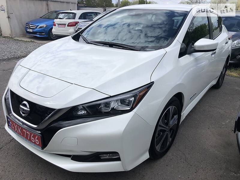 Хетчбек Nissan Leaf 2018 в Одесі