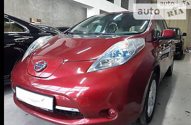 Хэтчбек Nissan Leaf 2014 в Киеве