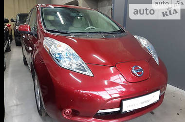 Хэтчбек Nissan Leaf 2014 в Киеве