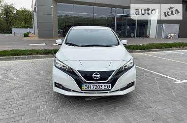 Хетчбек Nissan Leaf 2018 в 