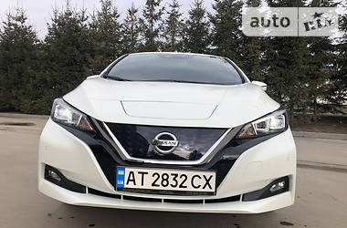 Хэтчбек Nissan Leaf 2018 в Тернополе