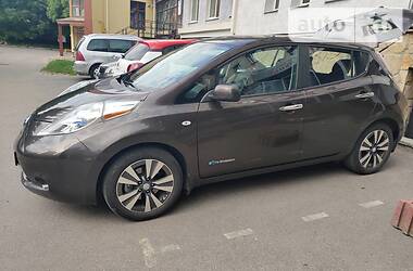 Хэтчбек Nissan Leaf 2016 в Виннице