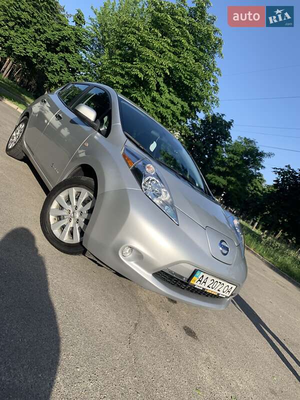 Nissan Leaf 2014