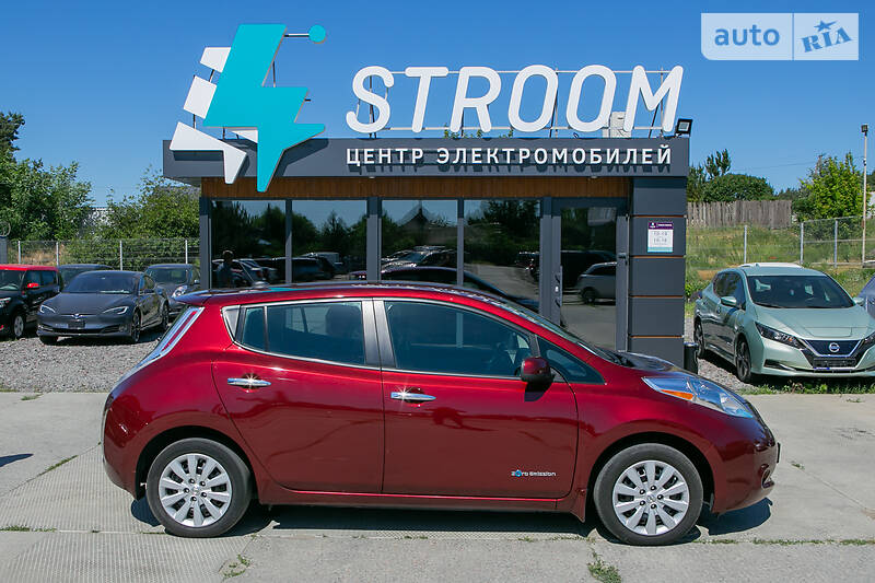 Хетчбек Nissan Leaf 2016 в Харкові