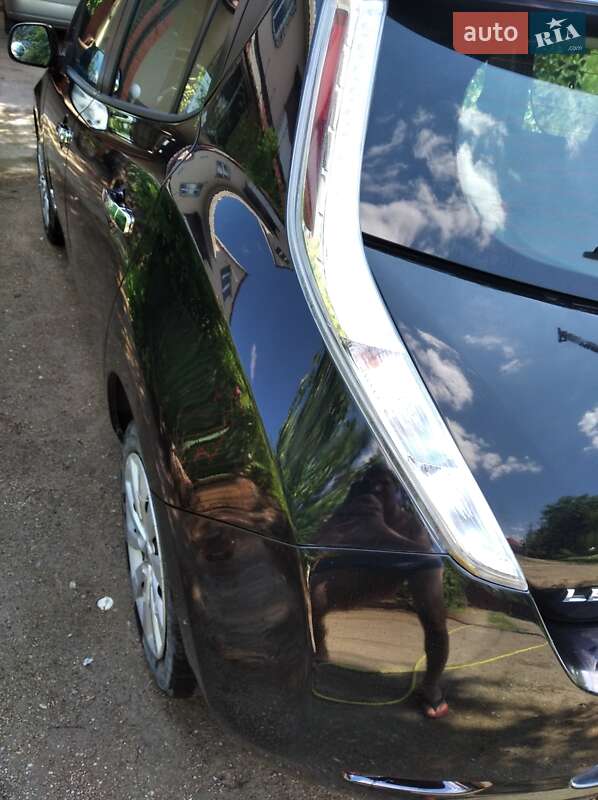 Хэтчбек Nissan Leaf 2015 в Днепре фото 12 Хэтчбек Nissan Leaf 2015 в Днепре