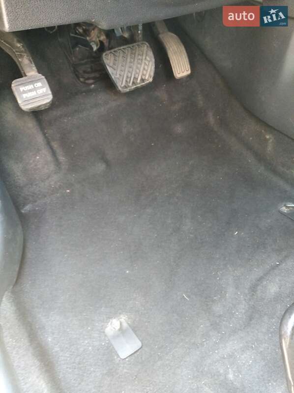 Хэтчбек Nissan Leaf 2015 в Днепре фото 17 Хэтчбек Nissan Leaf 2015 в Днепре