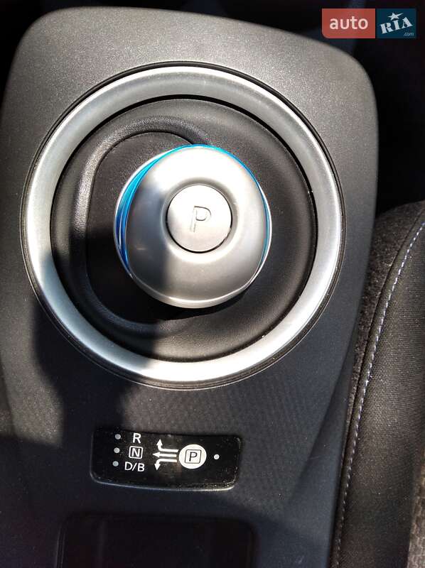 Хэтчбек Nissan Leaf 2015 в Днепре фото 24 Хэтчбек Nissan Leaf 2015 в Днепре
