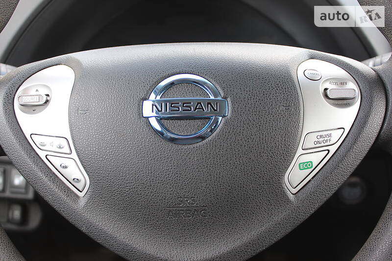 Хетчбек Nissan Leaf 2016 в Києві