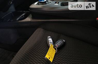Хетчбек Nissan Leaf 2017 в 