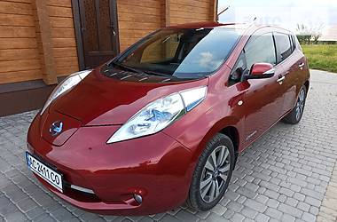 Хэтчбек Nissan Leaf 2013 в Луцке