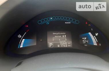 Хэтчбек Nissan Leaf 2011 в Умани