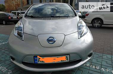 Хэтчбек Nissan Leaf 2012 в Виннице