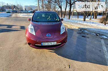 Хэтчбек Nissan Leaf 2016 в Одессе