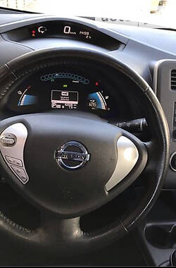 Хэтчбек Nissan Leaf 2014 в Ивано-Франковске