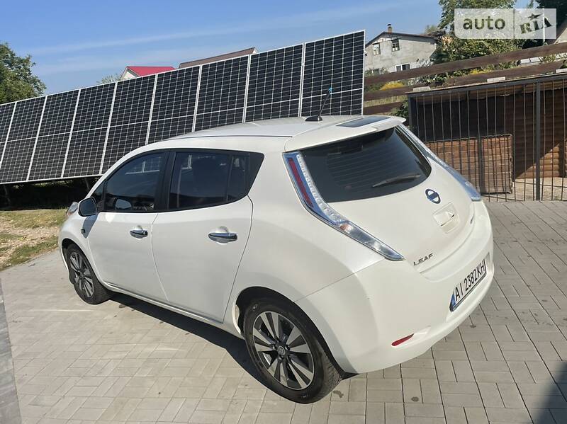 Хэтчбек Nissan Leaf 2014 в Киеве фото 2 Хэтчбек Nissan Leaf 2014 в Киеве